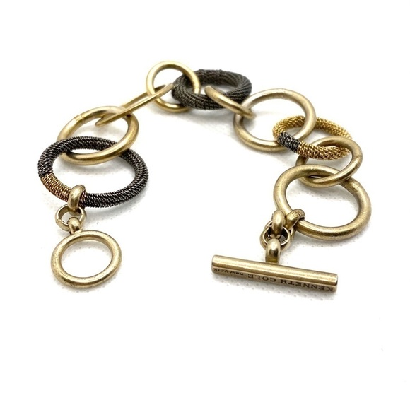 Kenneth Cole Bracelet Textured Circles 7” - Picture 4 of 7